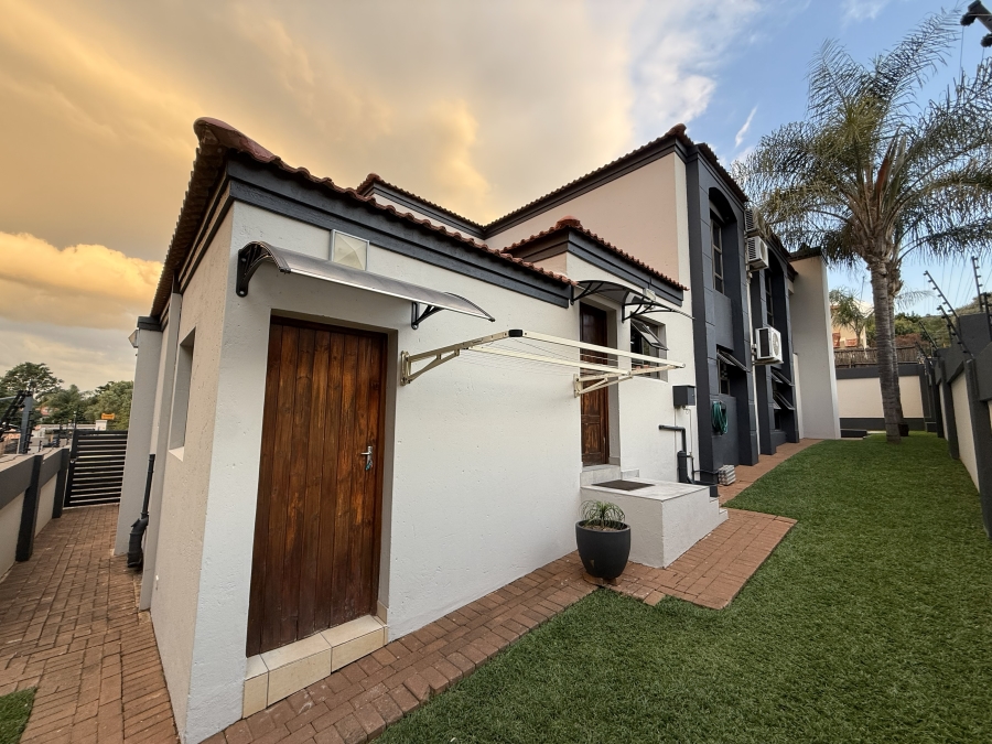 3 Bedroom Property for Sale in Boschdal North West